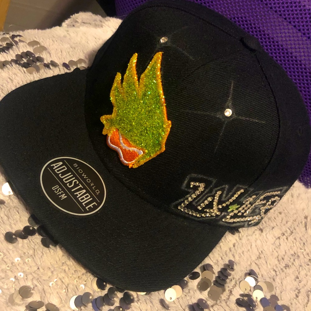 Custom made LiVLiFe SnapBack